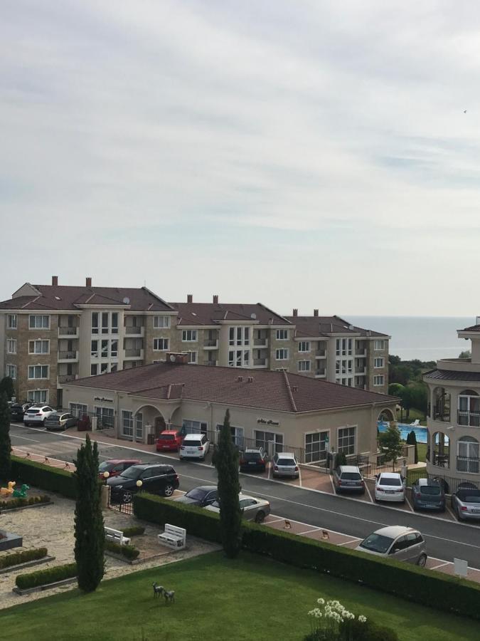 Great Choice Apartment Chernomorets Luaran gambar